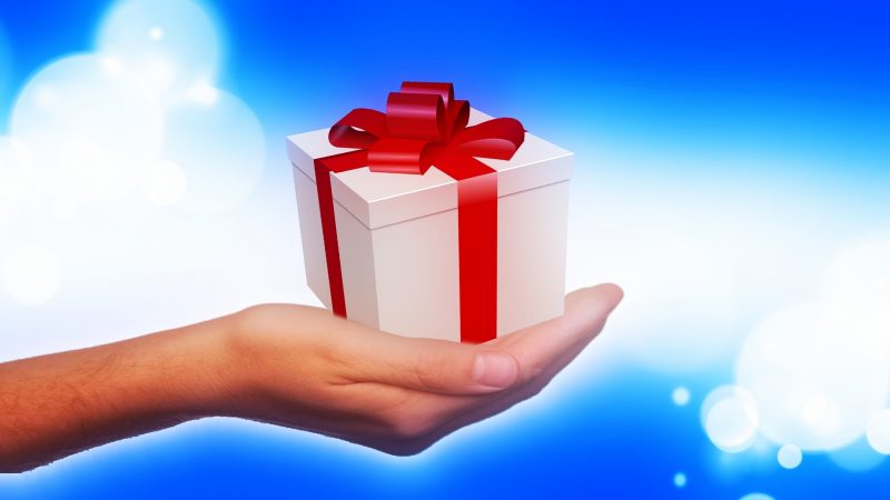 hand-1106926_1920-800x450